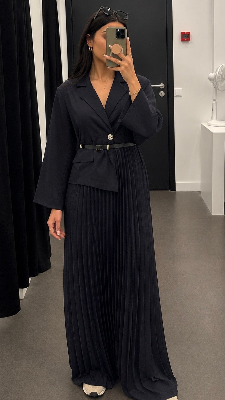 Eva Long Plissé Dress